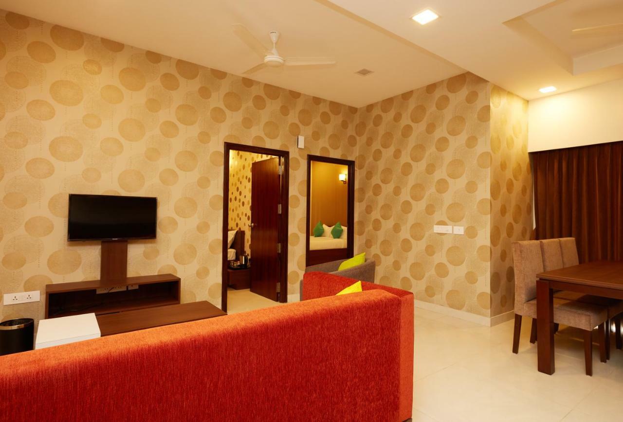 Hotel Kamar Residences And Banquets Chennai Exterior photo